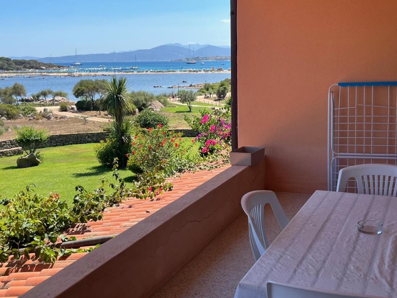 Residence Porto Coda Cavallo San Teodoro  Eksteriør bilde