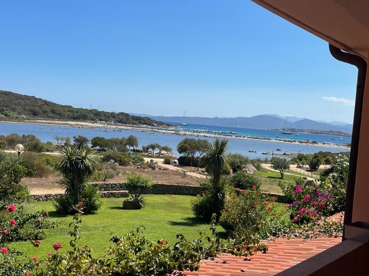 Residence Porto Coda Cavallo San Teodoro  Eksteriør bilde