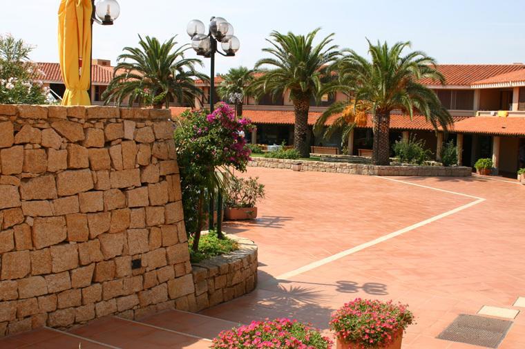 Residence Porto Coda Cavallo San Teodoro  Eksteriør bilde