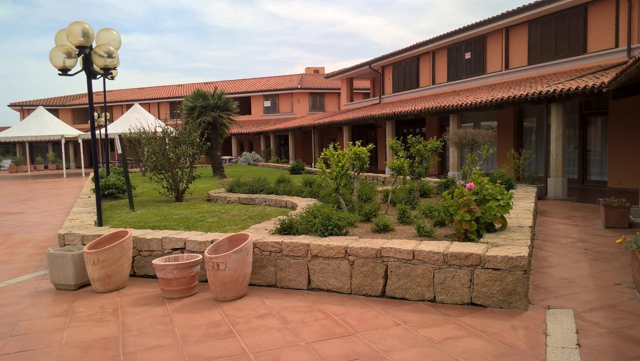 Residence Porto Coda Cavallo San Teodoro  Eksteriør bilde