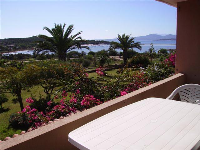 Residence Porto Coda Cavallo San Teodoro  Eksteriør bilde